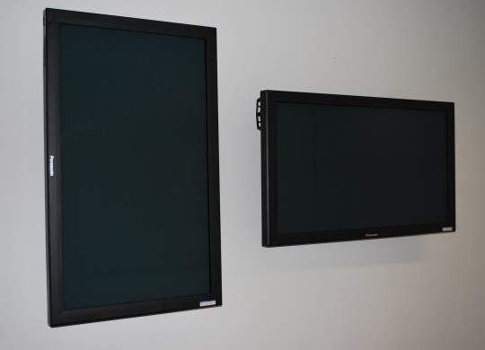 #div1 Landscape Portrait screens